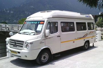 15 Seater Tempo Traveller on Rent in Amritsar