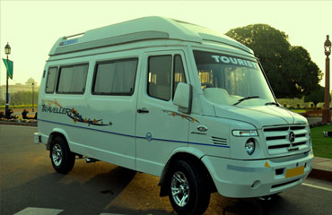 9 Seater Tempo Traveller Rental in Amritsar